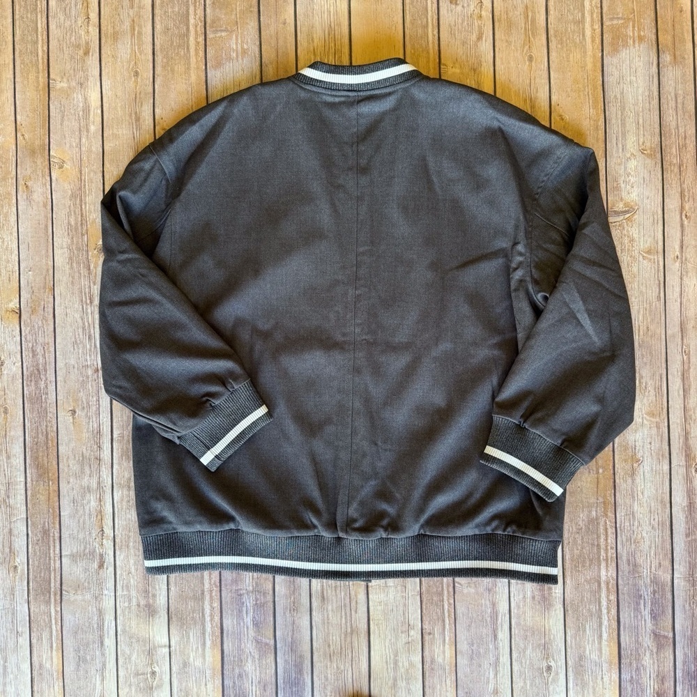 Vici Varsity Bomber Jacket NWOT Size M - Picture 4 of 6